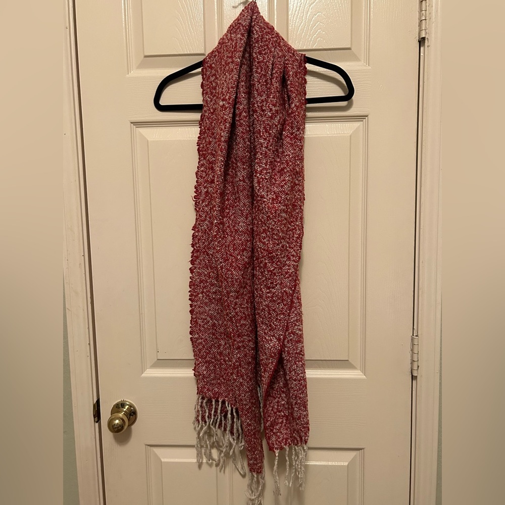 💚Red and White Scarf